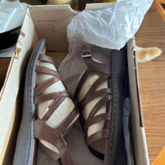 B.O.C. Womens Sandals Brown Size 9 New in Box - Picture 4 of 5